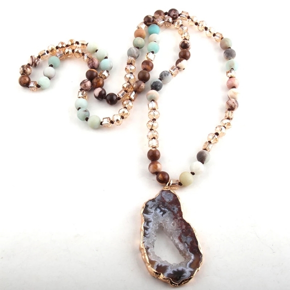 Anthropologie Jewelry - Beaded Raw Solar Quartz Crystal Pendant Necklace